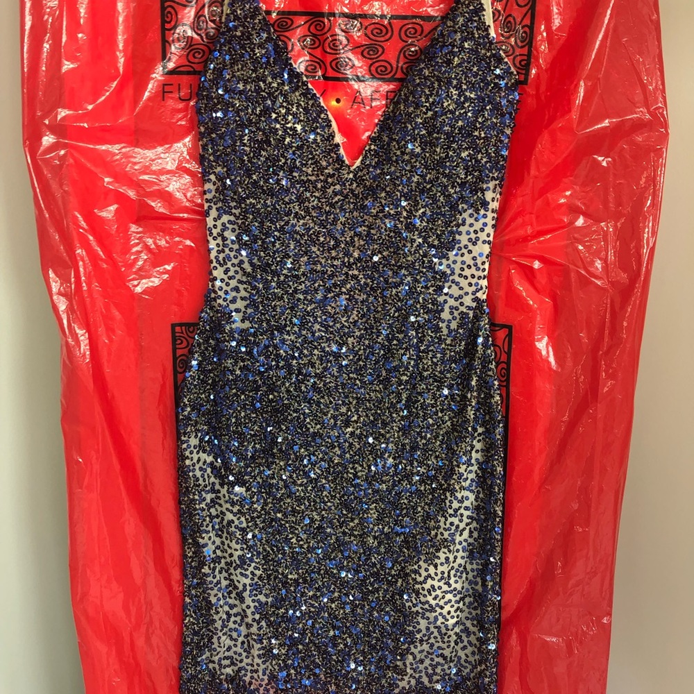 Primavera Sequined Short Dress
